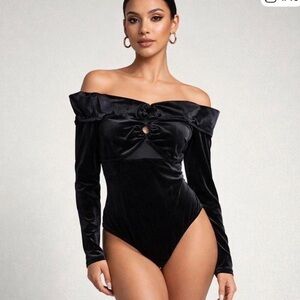 NWT Glamorous Revolve velvet bodysuit black xs